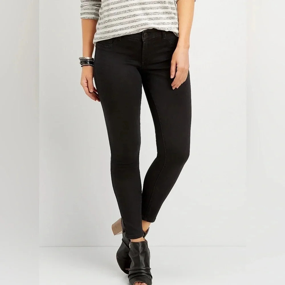 m jeans by maurices™ Mid Fit Mid Rise Jegging, Tall, Size Medium